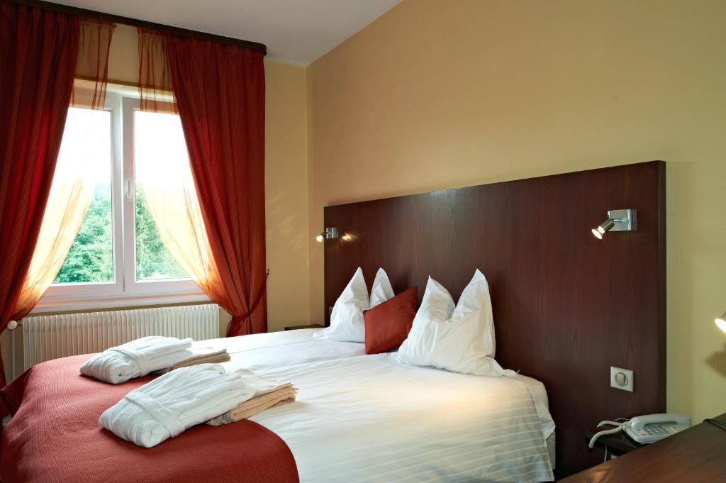 Hotel Restaurant Des Vosges Birkenwald Kamer foto